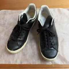 UNDERCOVER GIZ柄刺繍 レザースニーカーM ブラックのサムネイル