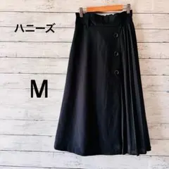黒いフレアスカート ボタン付き ひざ丈　プリーツ　ハニーズ　カンボジア製　M