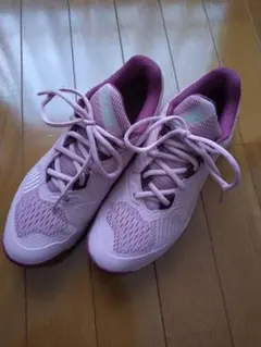 YONEXパワークッションプラス24.5オールコート