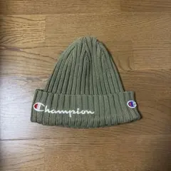 Champion ニット帽 オリーブ色のサムネイル