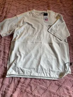 OUTDOOR ホワイト　半袖デザインTシャツ 新品タグ付き【値下げ】