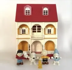 タカラ スヌーピー ドールハウス 人形5体付き PEANUTS