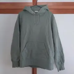 GU ジーユー スウェットパーカ グリーン
