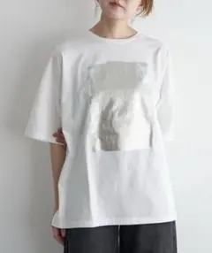 ホワイト Tシャツ シルバー プリント 半袖