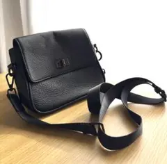 ショルダーバッグ レザー