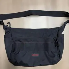 Item thumbnail for item 171e3163-d2f3-49d2-94d1-571298fc49e1