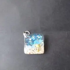 ハンドメイドレジン、チャーム、キーホルダー