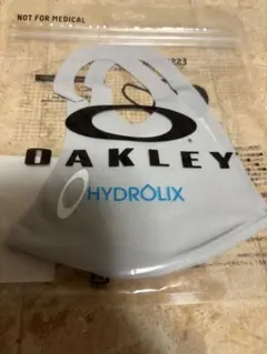 新品　OAKLEY HYDROLIX マスク ライトグレーのサムネイル