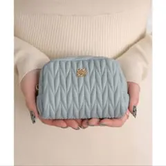 アルトローズ キルティング ポーチ ロージア ブルー