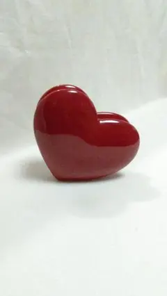 赤いハート型小物入れ 陶器製