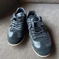 ⭐︎LACOSTE中古品大放出⭐︎LACOSTE ブラック スニーカー