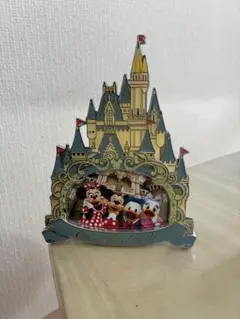 新品　ディズニーランドホテル　フォトフレーム　　シンデレラ城 ミッキー＆ティンカーベル、シンデレラ城デザイン！東京