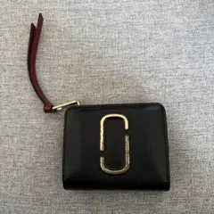 Marc Jacobs 二つ折り財布 ブラック/バーガンディのサムネイル