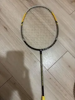 バドミントンラケット