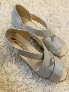 COULEUR VARIE シルバーオープントゥシューズ