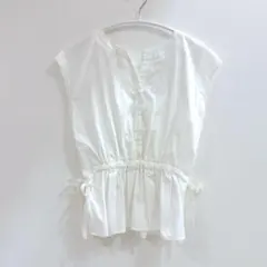 【極美品】SHIPS シップスカラーズ フレンチスリーブ　ブラウス ギャザーのサムネイル
