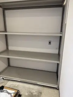 大型グレーのスチールラック　1台