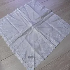 mila schon 刺繍入りハンカチ ホワイト 約43cm