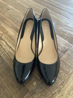 新品！コールハーン⭐︎エナメルパンプス　黒　24.5〜25センチ