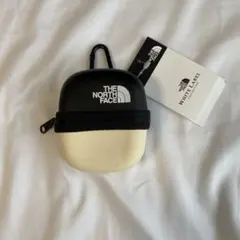 【新品】韓国限定　ノースフェイス　モールドポーチ　コインケース　イヤフォンケース