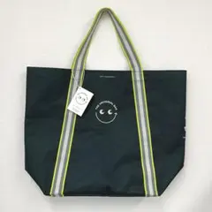 Item thumbnail for item b3d69f2f-7857-4363-999a-4979f85da7a0