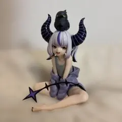 ホロライブ　ラプラス・ダークネス　フィギュア　中古のサムネイル