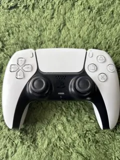 PS5 DualSense コントローラー ホワイト/ブラック