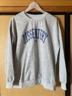 グレー トレーナー