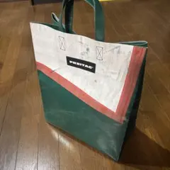 ★1週間限定出品 [美品]FREITAG トートバッグ Green 緑 ☆1週間限定出品 [美品]FREITAG トートバッグ Green 緑 FREITAG