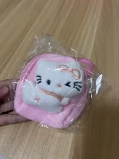 サンリオ ハローキティ ミニリュック型ポーチ（キーホルダー付き）