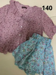 ラブトキシック　シフォン半袖ブラウス　140　花柄スカート140