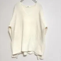 Elura エルーラ リブＶネック ニット セーター オフホワイト サイズM