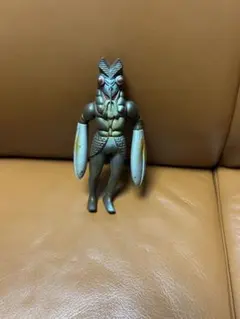 BANDAI バルタン星人 ソフビ フィギュア 1983のサムネイル