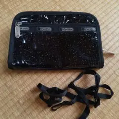 LeSportsac ブラック グリッターポーチ
