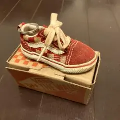 【箱付き】VANS ヴァンズ オールドスクール スニーカー キーホルダー 赤のサムネイル