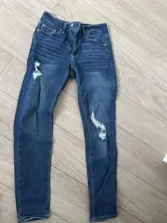 ダメージスキニーデニム