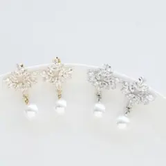 雪の結晶ビジュー×揺れる一粒パール ピアス／イヤリング｜結婚式 卒業式 入学式
