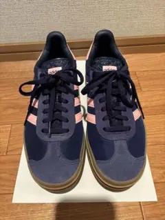 adidas ガゼルボールドネイビー ピンク