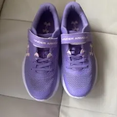 Under Armour ランニングシューズ 紫　22cm