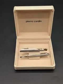 良品✨ pierre cardin ネクタイピン２本 メタル シルバー 2049のサムネイル