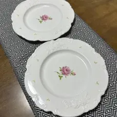 Item thumbnail for item 7d2920c4-0c4c-40e5-8de8-9d2e21d80e12