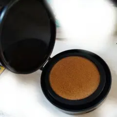 NARS ライトリフレクティング セラムクッション DEAUVILLE　3792のサムネイル