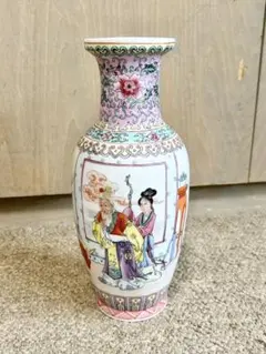 花瓶　一輪挿し　アンティーク　中国骨董　北宋景徳鎮　青磁　梅瓶　陰刻花唐草 花瓶 一輪挿し アンティーク 中国骨董 北宋景徳鎮 青磁 梅瓶
