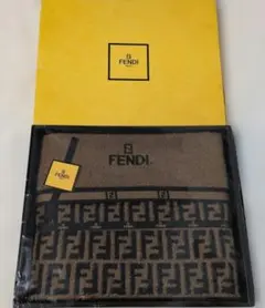 2026年最新】フェンディ バスタオルの人気アイテム - メルカリ