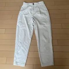 アイボリー コーデュロイ風 テーパードパンツ