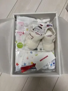 新品未使用未開封　ミキハウス　新生児　お祝い　出産準備