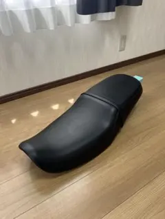 ハーレー ダイナ 純正シート - メルカリ