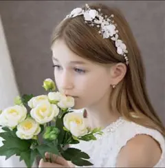 髪飾り　ヘッドドレス ヘアアクセサリー　ティアラ　結婚式 発表会 女の子 花柄