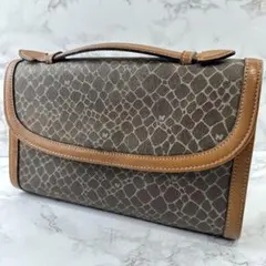 Item thumbnail for item d8f8601b-e14a-45bb-acf3-6397edf9ccb0