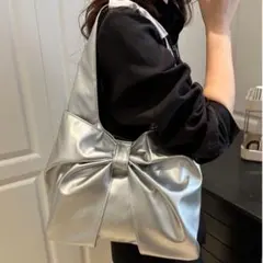 ショルダーバッグ セミショルダー ワンショルダー シルバー 新生活 通勤通学